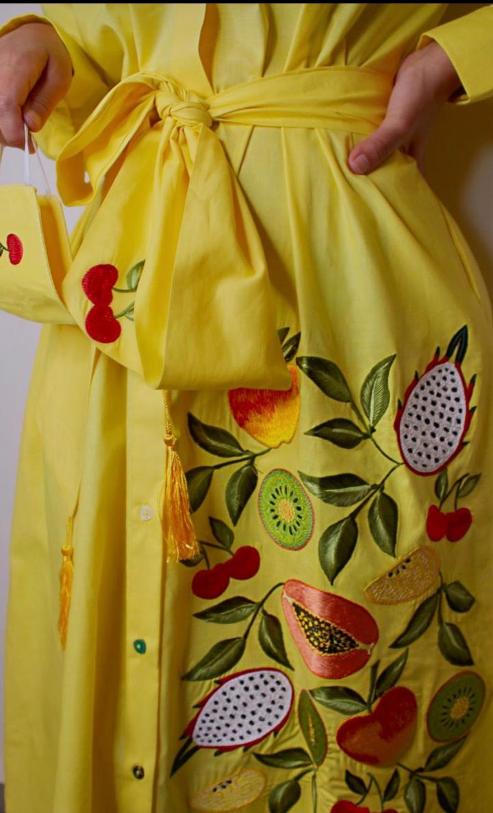 Fia (Yellow)